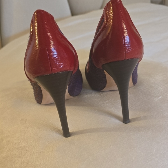 Charles David Red and Purple Heels Elegant Design - Picture 4 of 12